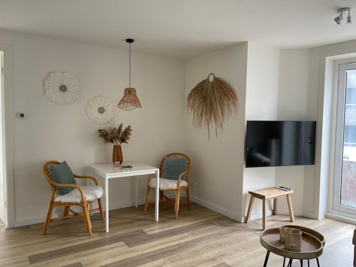 Pure Apartment 赞德沃特 外观 照片