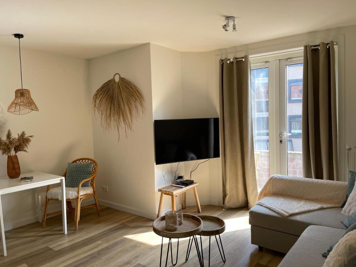 Pure Apartment 赞德沃特 外观 照片