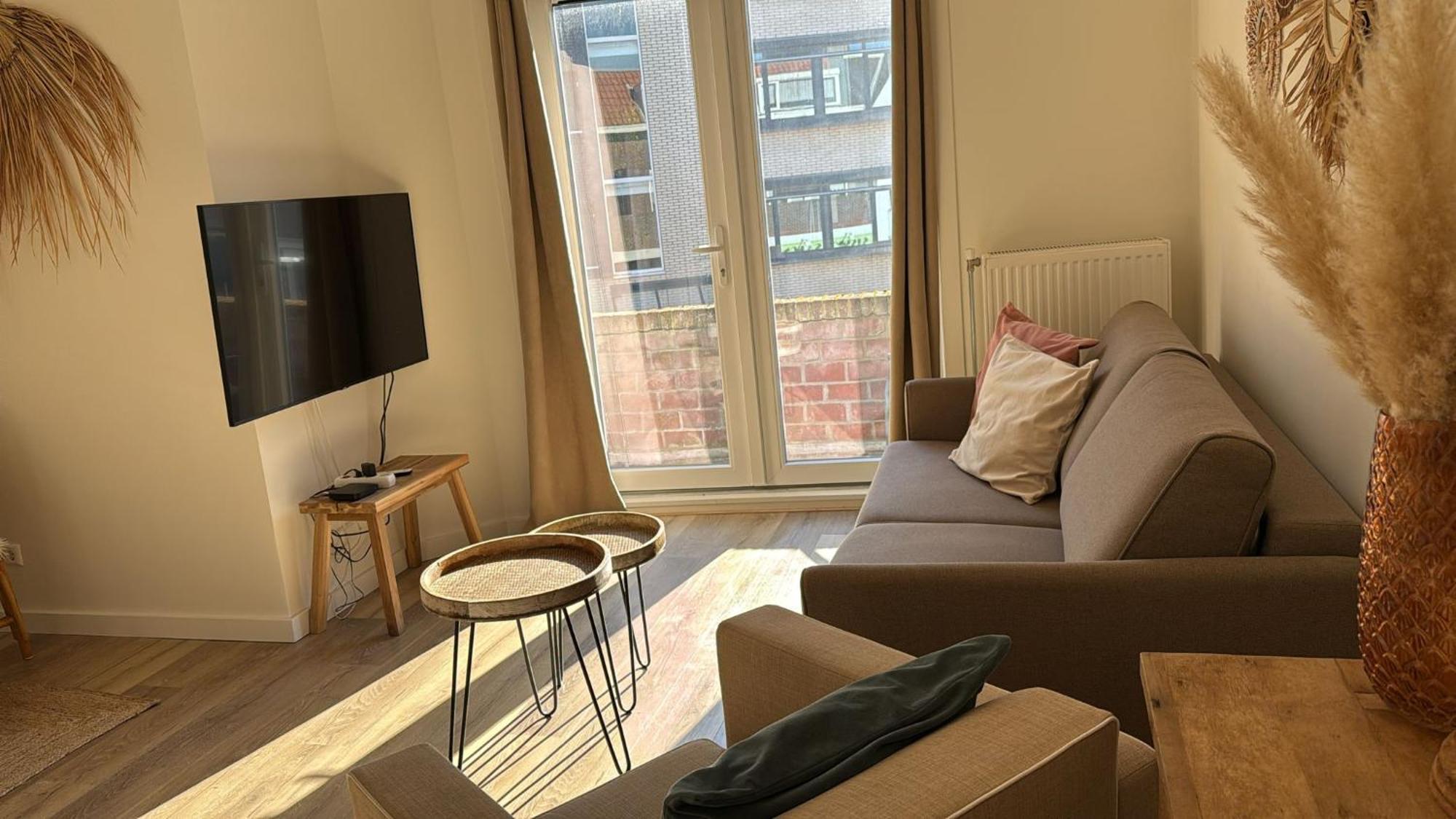 Pure Apartment 赞德沃特 外观 照片