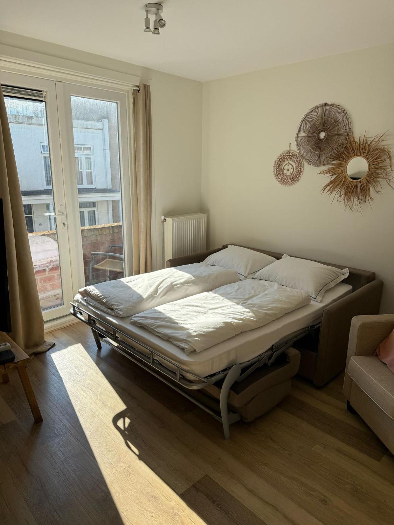 Pure Apartment 赞德沃特 外观 照片
